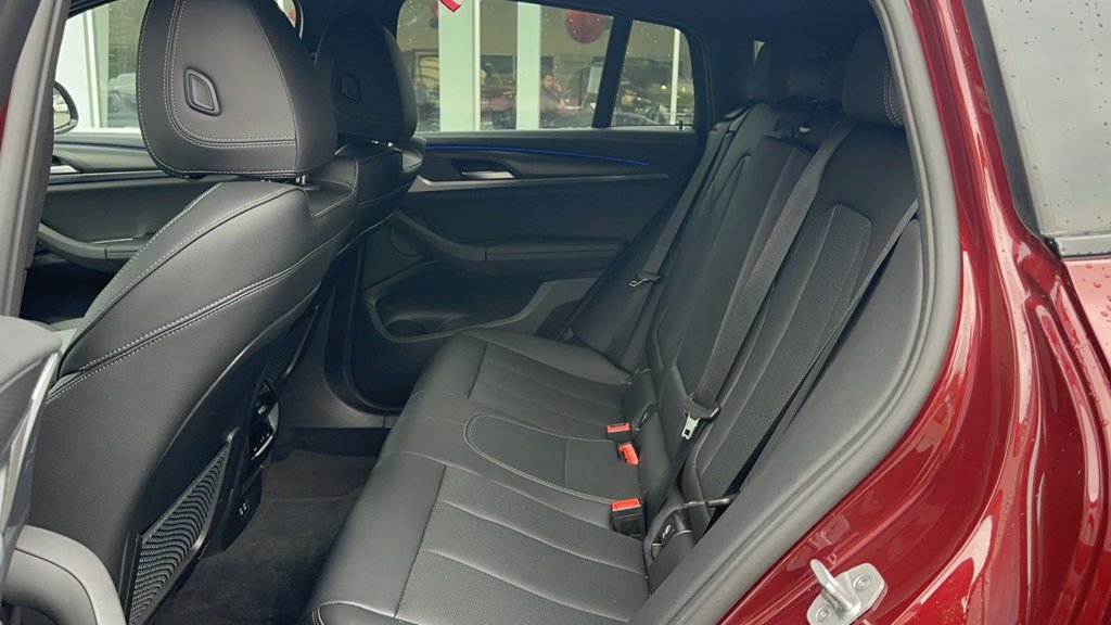 Used 2025 BMW X4 M40i w/ Premium Package AWD/4WD image 14