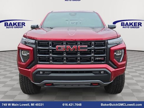 Used 2025 GMC Canyon AT4 w/ Nightfall Edition image 2