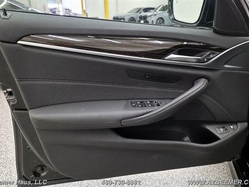 Used 2023 BMW 530e w/ M Sport Package RWD image 17