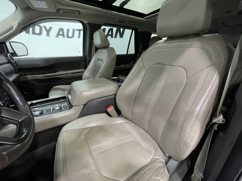 Used 2021 Ford Expedition Limited image 14