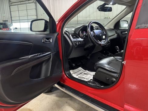 Used 2019 Dodge Journey Crossroad image 16