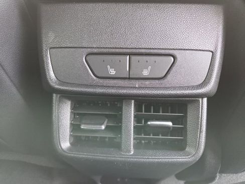 Used 2025 Chevrolet Equinox RS w/ Safety and Technology Package FWD image 18