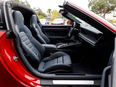 Used 2024 Porsche 911 Targa 4S image 50