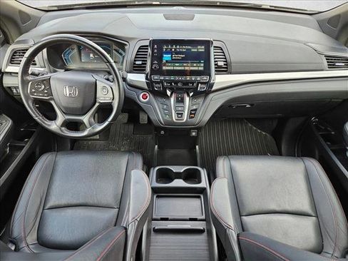Used 2023 Honda Odyssey Sport image 17