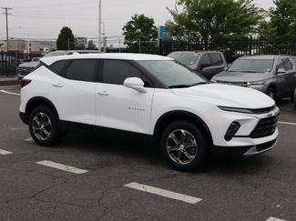 Used 2025 Chevrolet Blazer LT FWD video 2