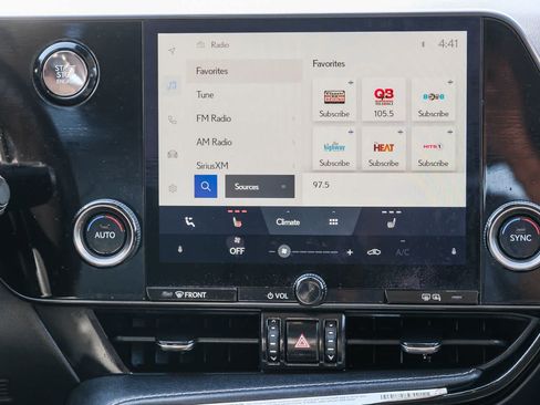 Used 2025 Lexus NX 250 FWD image 15