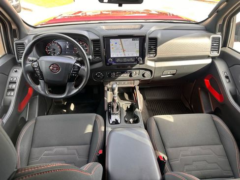 Used 2022 Nissan Frontier PRO-4X w/ Technology Package image 21