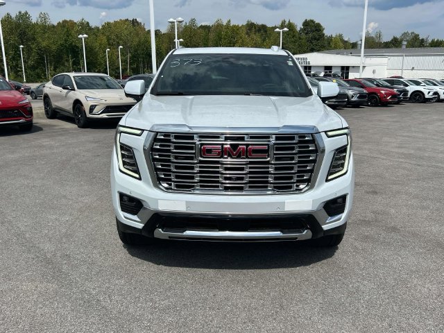 New 2026 GMC Yukon Denali w/ Denali Reserve Package AWD/4WD image 8