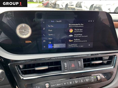 Used 2023 Lexus ES 350 w/ Premium Package FWD image 31