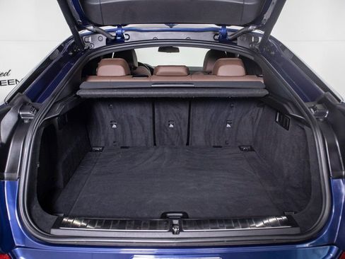 Used 2021 BMW X6 xDrive40i w/ M Sport Package image 11