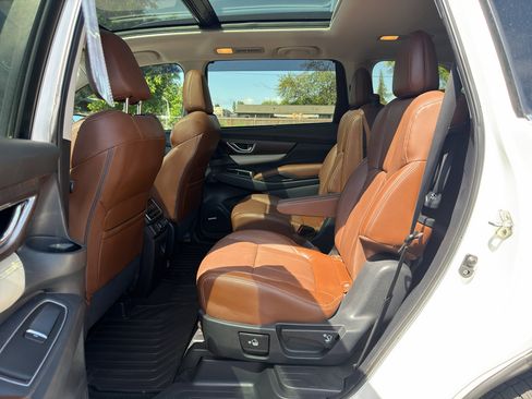 Used 2019 Subaru Ascent Touring AWD/4WD image 16