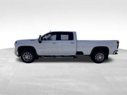 Used 2024 Chevrolet Silverado 3500 LTZ w/ LTZ Plus Package image 3