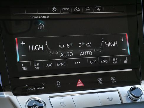 Used 2024 Audi Q8 e-tron Premium Plus AWD/4WD image 23