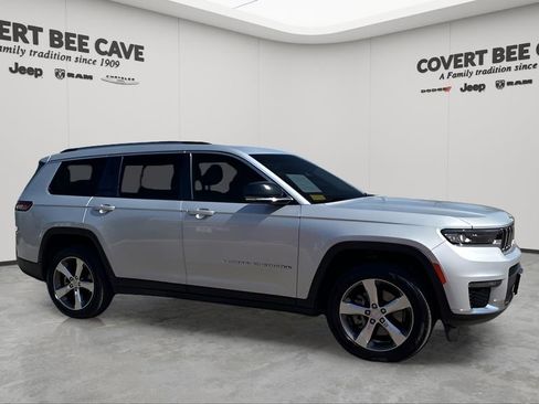 Used 2021 Jeep Grand Cherokee L Limited image 12