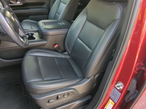 Used 2021 Chevrolet Suburban LT RWD image 58