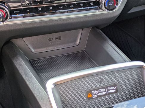 New 2026 Chevrolet Equinox LT w/ Convenience Package II image 29