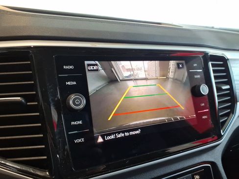 Used 2023 Volkswagen Atlas SE w/ Panoramic Sunroof Package AWD/4WD image 25