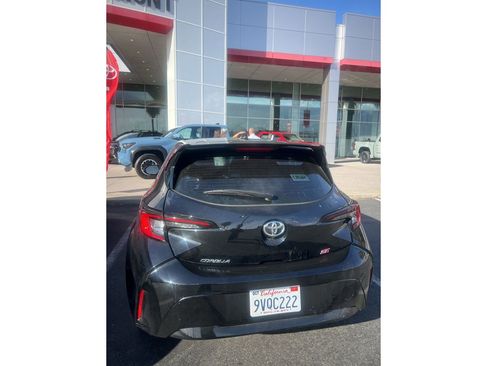 Used 2025 Toyota Corolla SE FWD image 5
