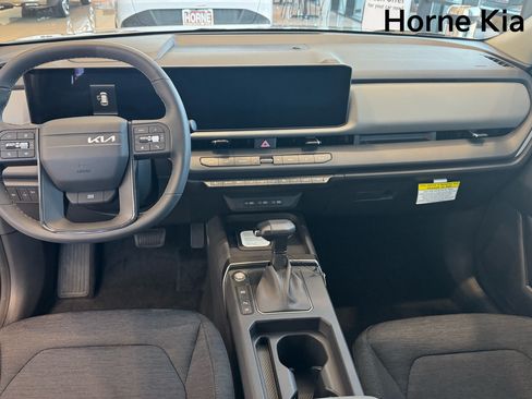 New 2027 Kia Seltos S FWD image 12