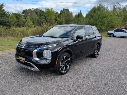Used 2024 Mitsubishi Outlander SE
