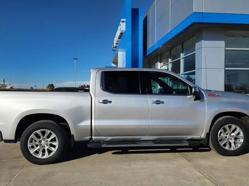 Used 2021 Chevrolet Silverado 1500 LTZ w/ LTZ Premium Package image 4