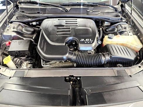 Used 2022 Dodge Challenger GT image 34