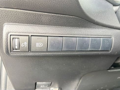 Used 2021 Toyota Corolla XSE image 10