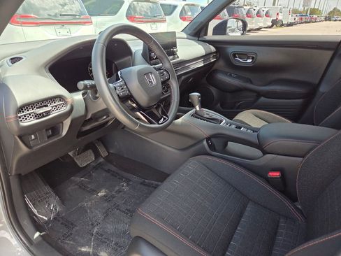 Used 2024 Honda HR-V Sport image 23