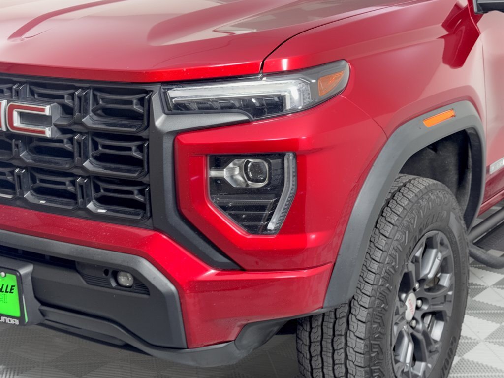 Used 2024 GMC Canyon Elevation w/ Elevation Premium Package RWD image 12