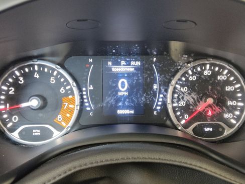 Used 2021 Jeep Renegade Sport FWD image 23