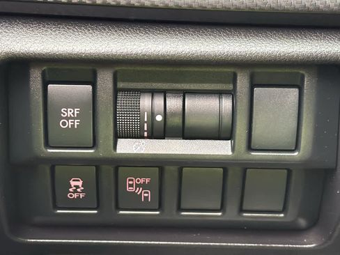 Used 2018 Subaru Impreza 2.0i Premium image 17