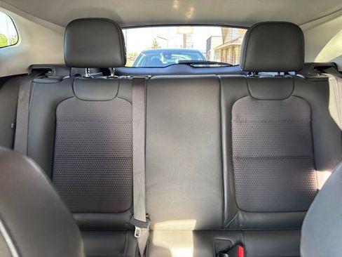 Used 2025 Chevrolet Trax LT image 37