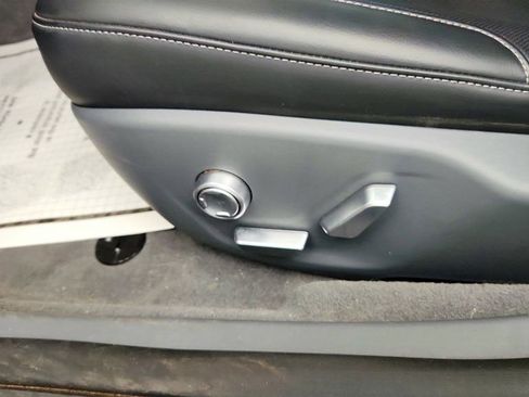Used 2024 Lucid Air Pure RWD image 11