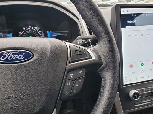 Certified 2024 Ford Edge SEL w/ Convenience Package image 14