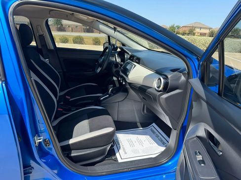 Used 2021 Nissan Versa SV FWD image 27