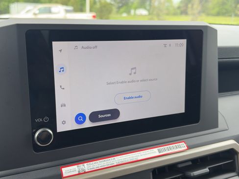 Used 2026 Toyota Tacoma SR image 19