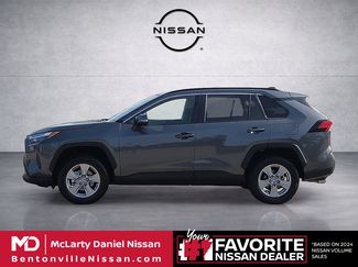 Used 2025 Toyota RAV4 XLE AWD/4WD video 3