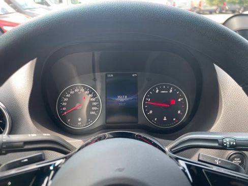 Used 2025 Mercedes-Benz Sprinter 2500 image 27