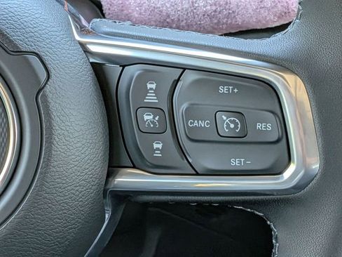 New 2026 Jeep Wrangler Unlimited Sahara AWD/4WD image 19
