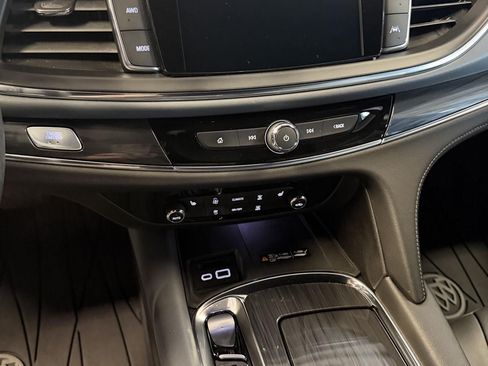 Used 2023 Buick Enclave Essence w/ Sport Touring Edition AWD/4WD image 13