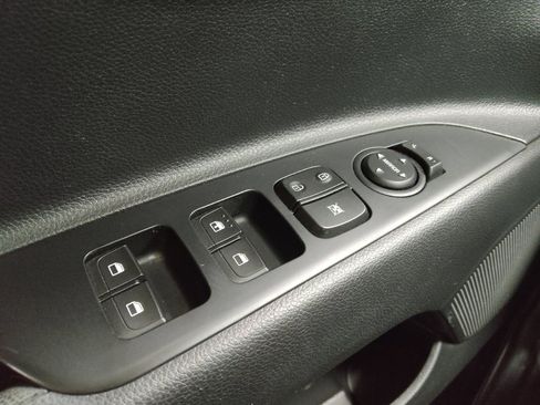 Used 2021 Kia Rio LX FWD image 27
