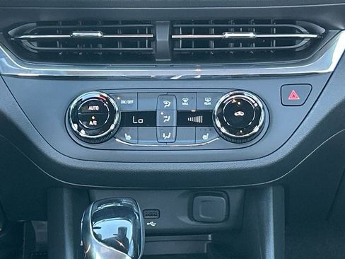 New 2026 Buick Envista Sport Touring w/ Convenience I Package FWD image 20