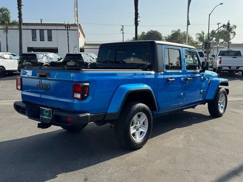 Used 2022 Jeep Gladiator Sport AWD/4WD image 4