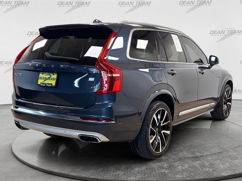 Used 2021 Volvo XC90 T8 Inscription Expression w/ Climate Package AWD/4WD image 4