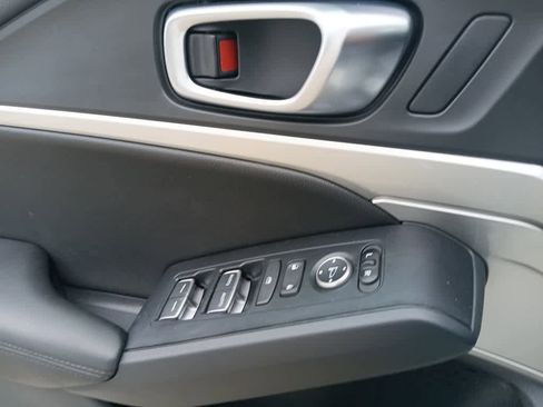 Used 2025 Acura Integra FWD image 15