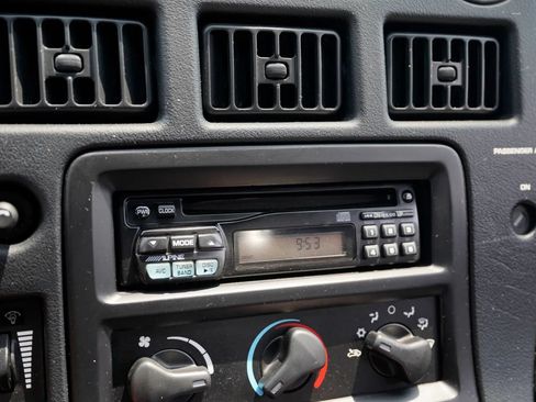 Used 2002 Dodge Viper GTS RWD image 39