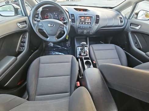 Used 2018 Kia Forte LX w/ LX Popular Package image 13