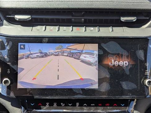 New 2026 Jeep Grand Cherokee Limited AWD/4WD image 12