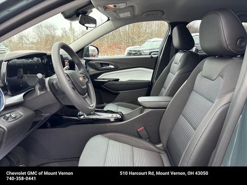 New 2025 Chevrolet Trax LT image 10
