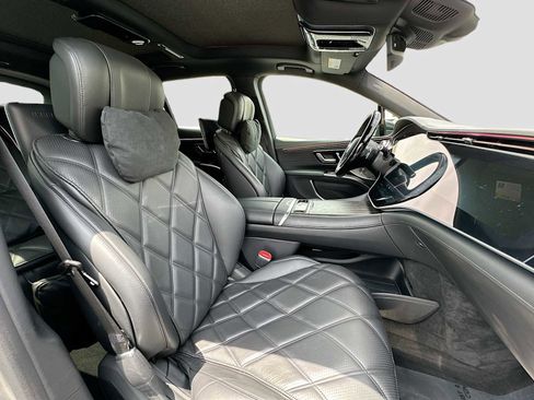 Certified 2024 Mercedes-Benz Maybach EQS 680 4MATIC image 29